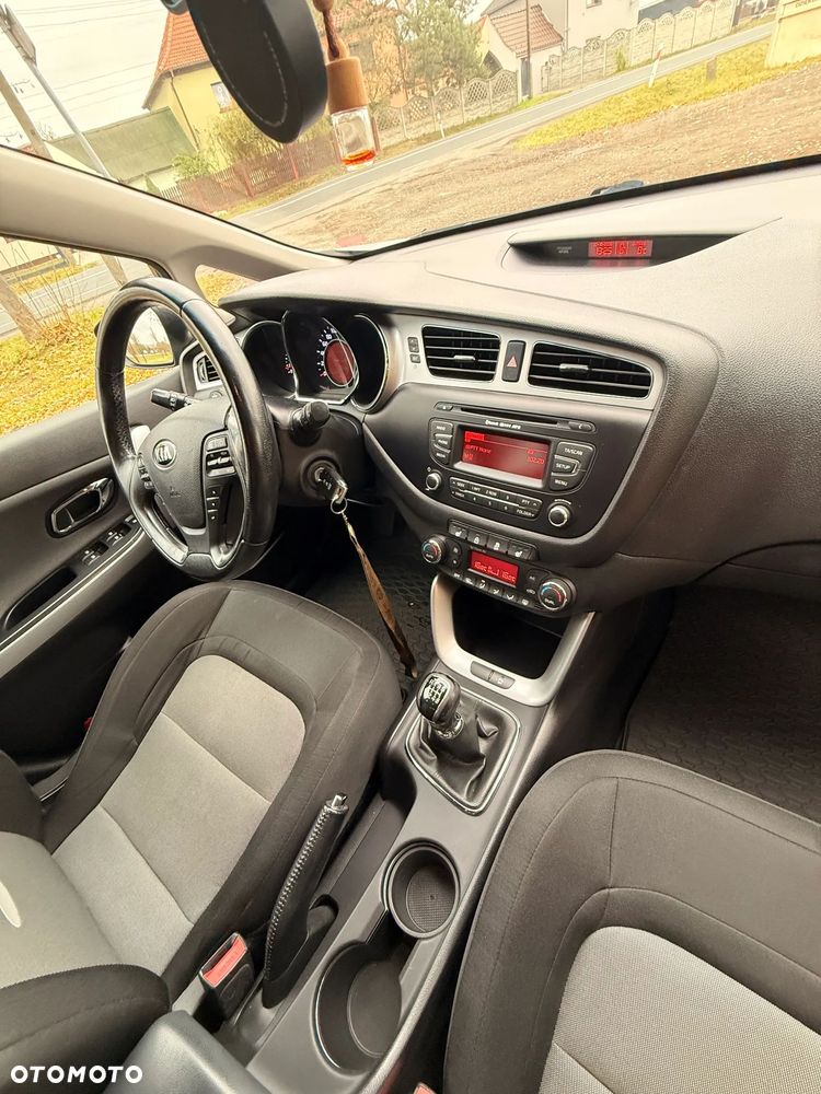 Kia Ceed 2015 photo 3