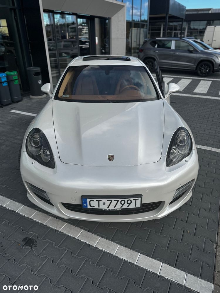 Porsche Panamera Turbo - 4