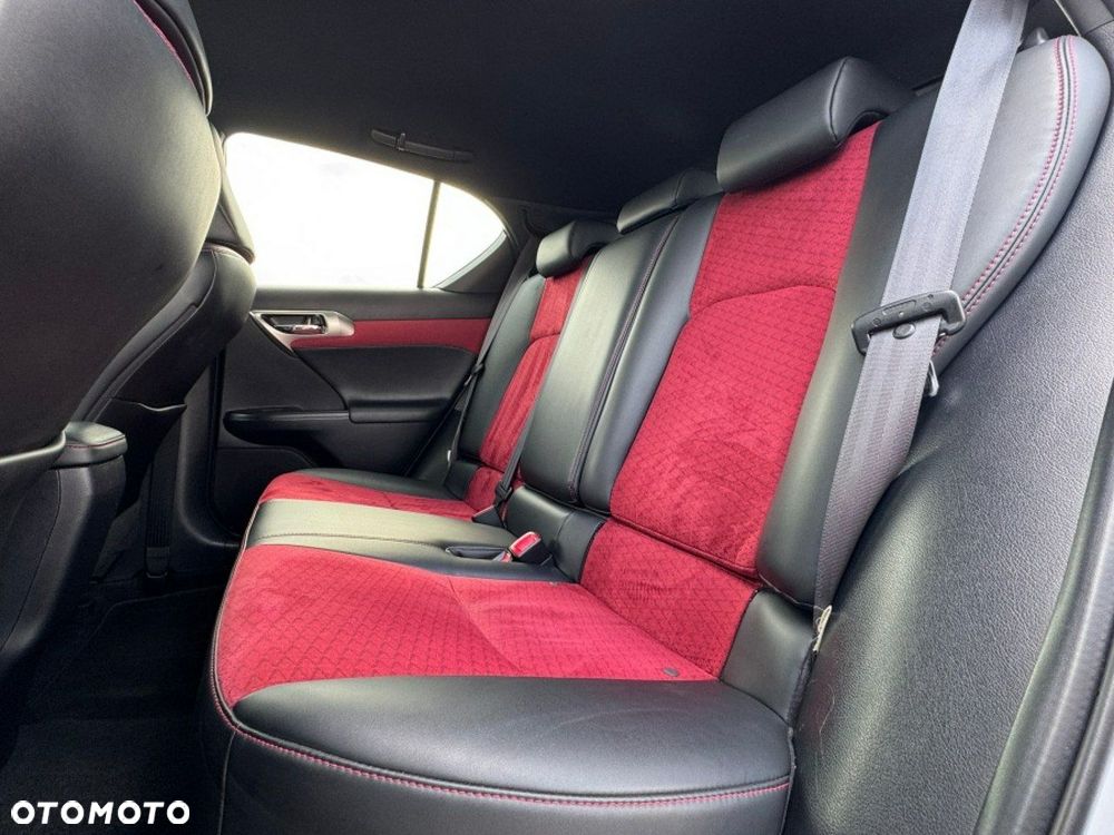 Lexus CT 200h F Sport - 17