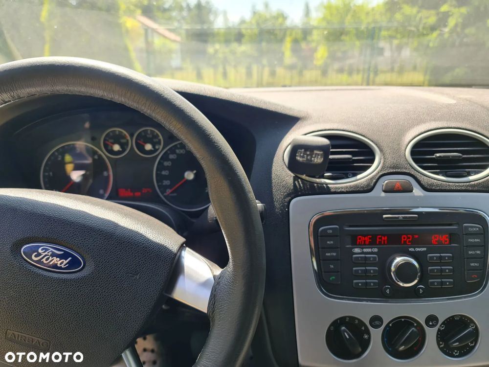Ford Focus 1.6 TDCi Ambiente - 8