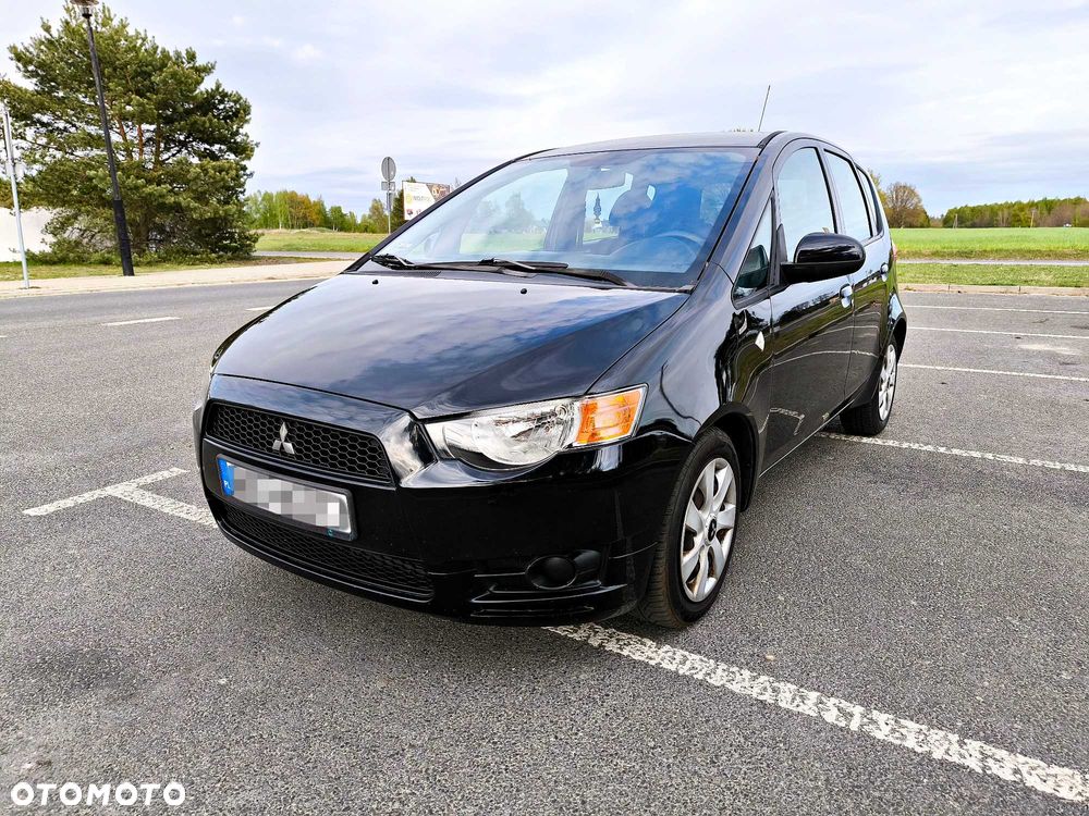 Mitsubishi Colt - 1