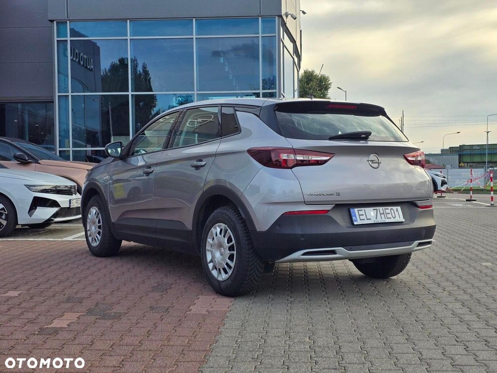 Opel Grandland X 1.2 T GPF Enjoy S&S - 4