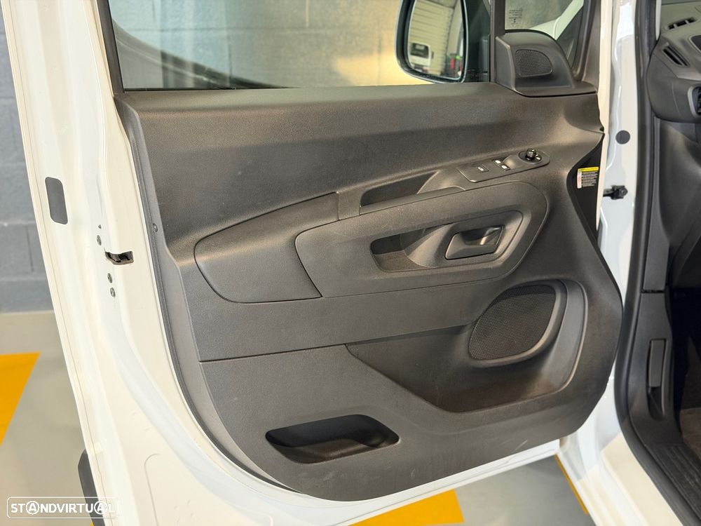 Opel Combo 1.5 CDTi 100HP 3L - 21