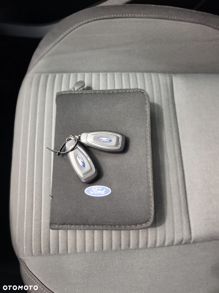 Ford Grand C-MAX 1.5 EcoBoost Start-Stopp-System Titanium - 32