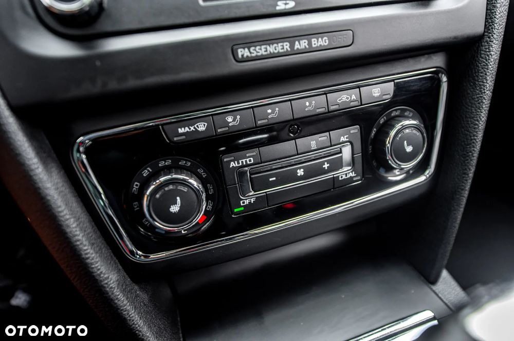 Skoda Superb 3.6 V6 4x4 DSG Elegance - 35