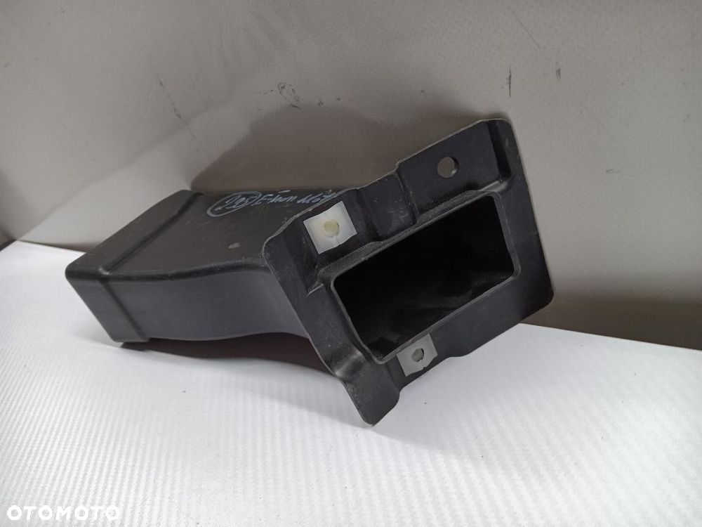 WLOT POWIETRZA LEWY AUDI E-TRON 4KE121733 - 3