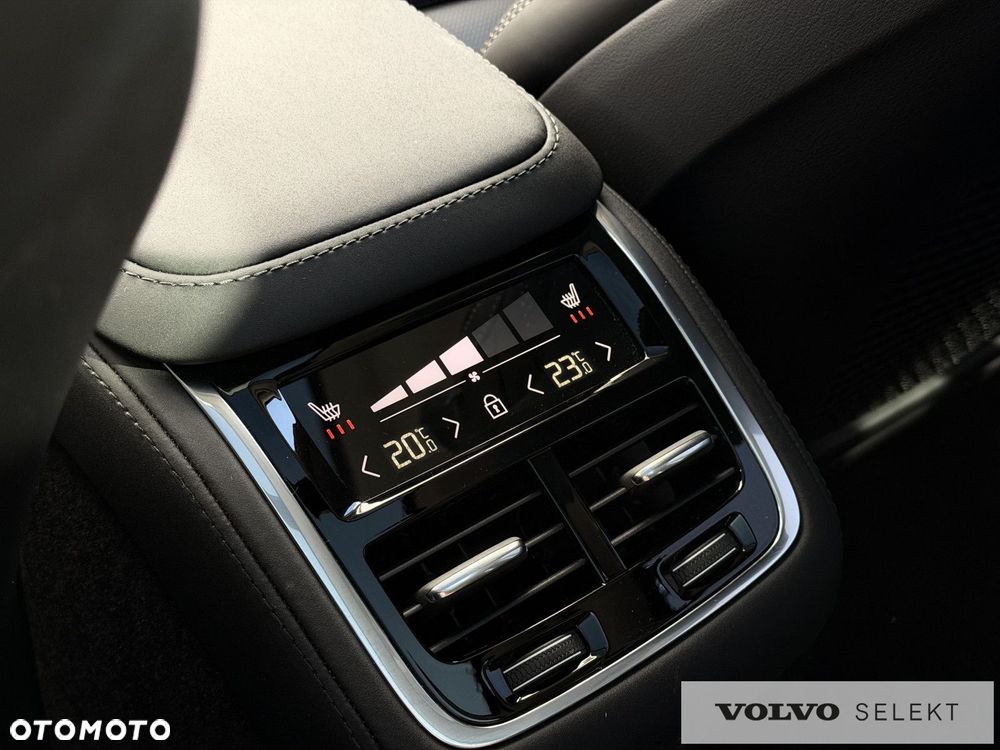 Volvo XC 90 - 18