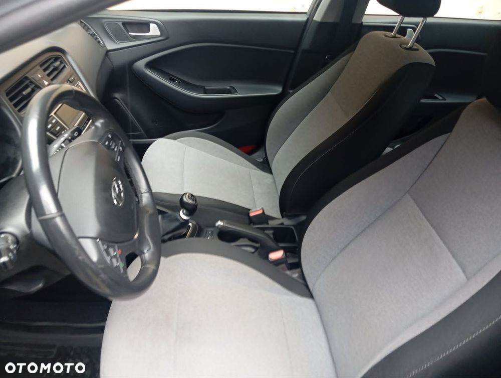 Hyundai i20 1.2 BlueDrive Comfort - 14