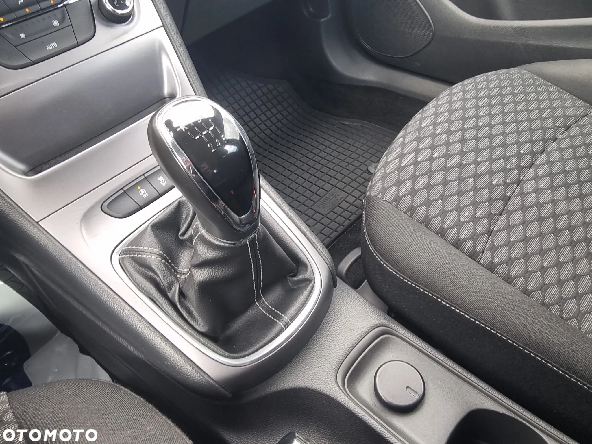 Opel Astra V 1.6 CDTI Enjoy S&S - 20