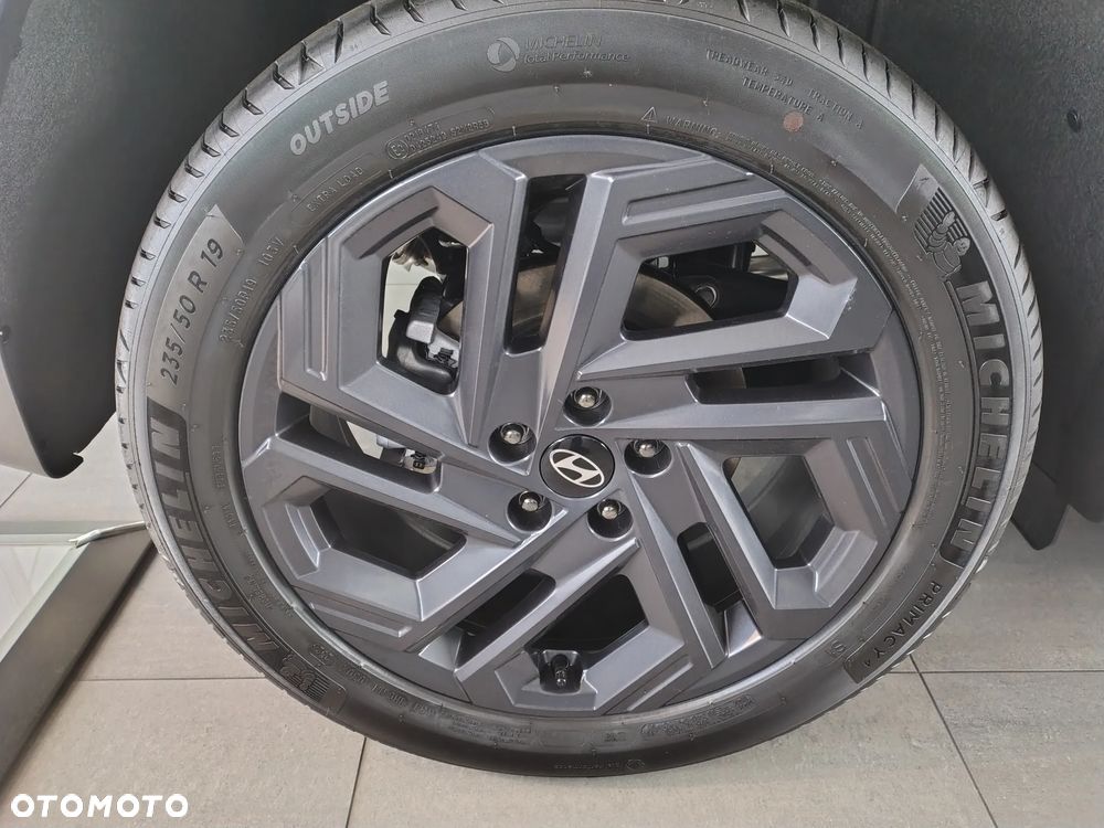 Hyundai Tucson 1.6 T-GDi Smart Black 2WD - 13