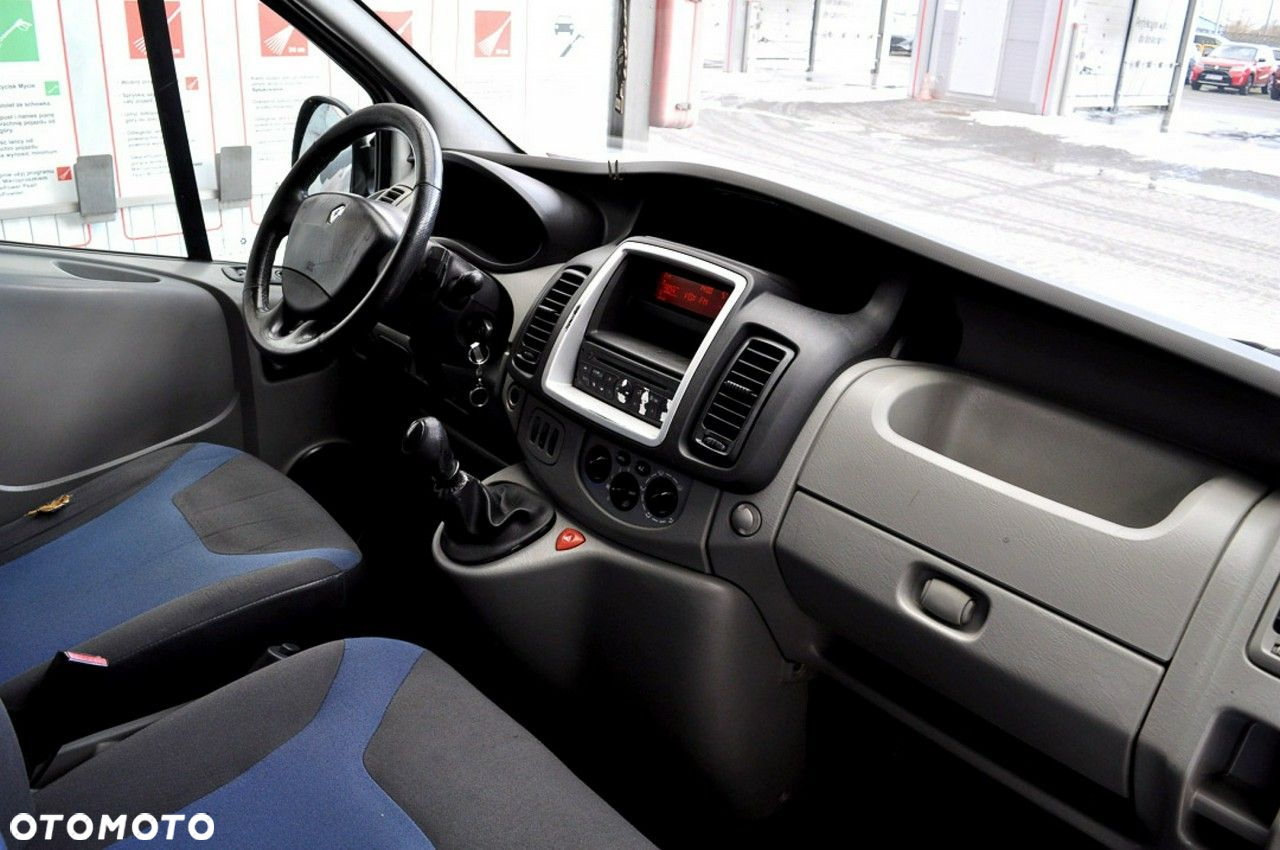 Renault Trafic - 10