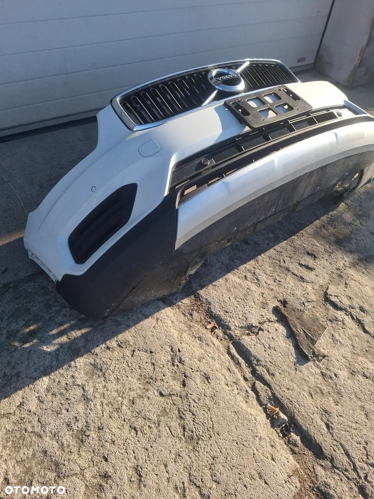 Volvo XC40 zderzak przód 4 PDC kompletny - 10