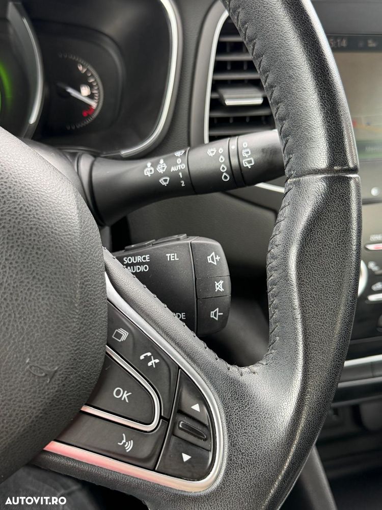 Renault Megane 1.5 dCI Zen - 11