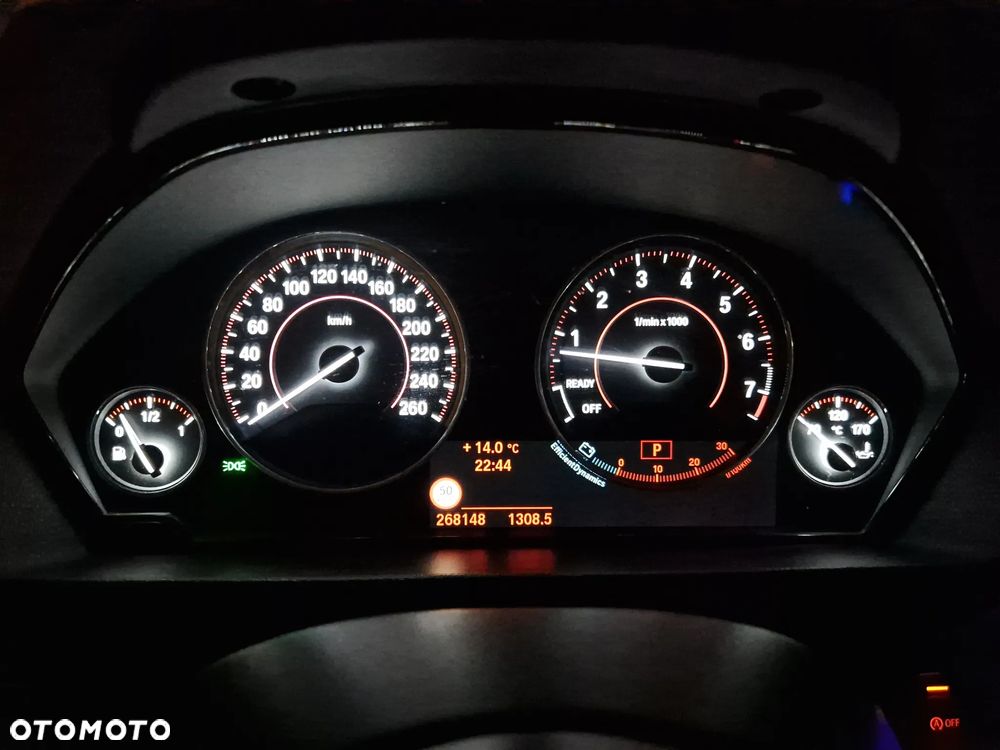 BMW Seria 3 335i Edition Sport - 33