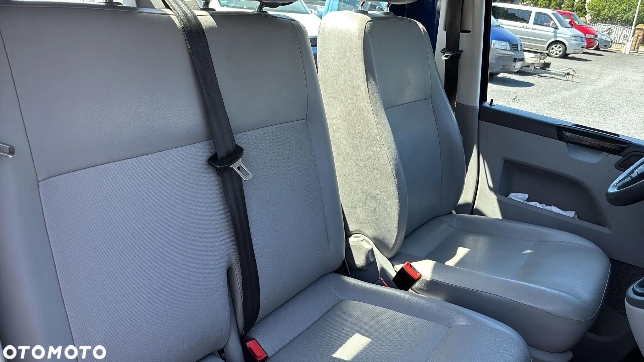Volkswagen Transporter T5 - 16