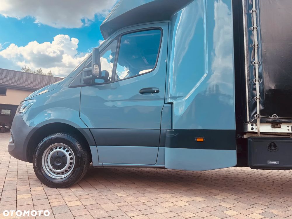 Mercedes-Benz Sprinter - 15