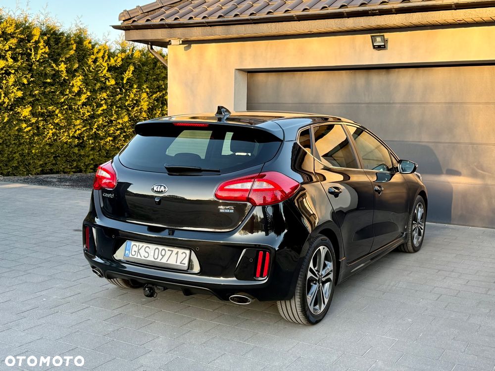 Kia Ceed 1.6 CRDi 136 ISG GT Line - 25