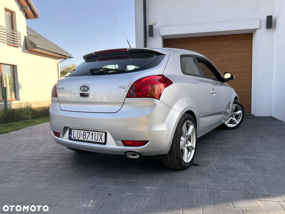 Kia Ceed - 3