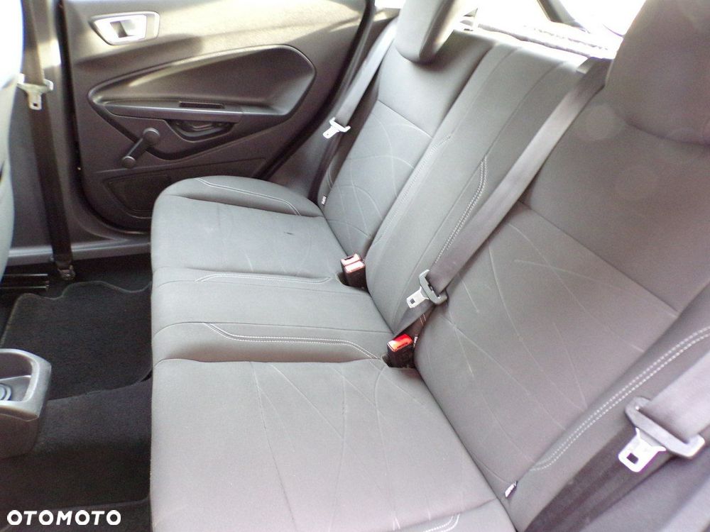 Ford Fiesta - 27