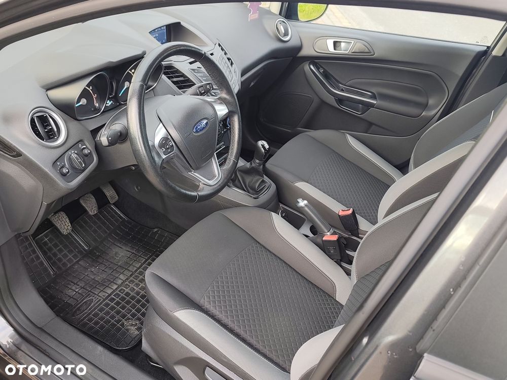 Ford Fiesta - 7