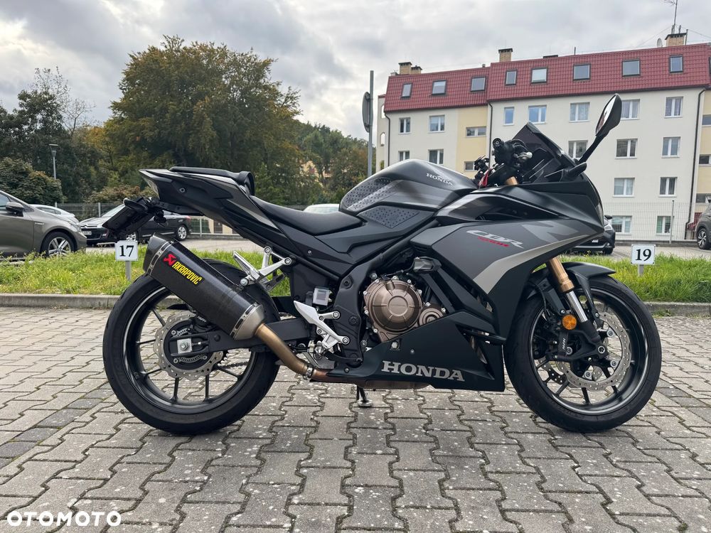 Honda CBR - 1