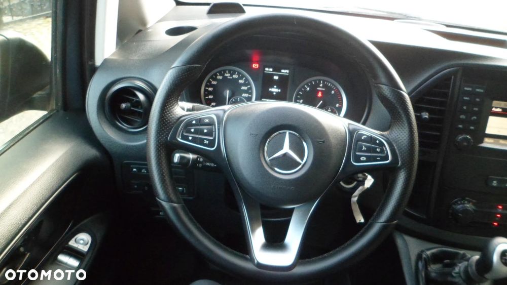 Mercedes-Benz Vito - 19