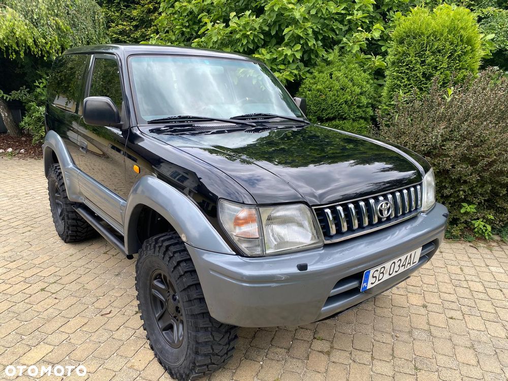 Toyota Land Cruiser - 39