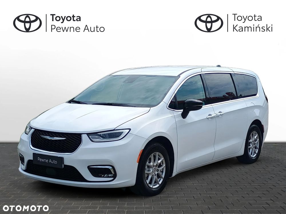 Chrysler Pacifica - 1