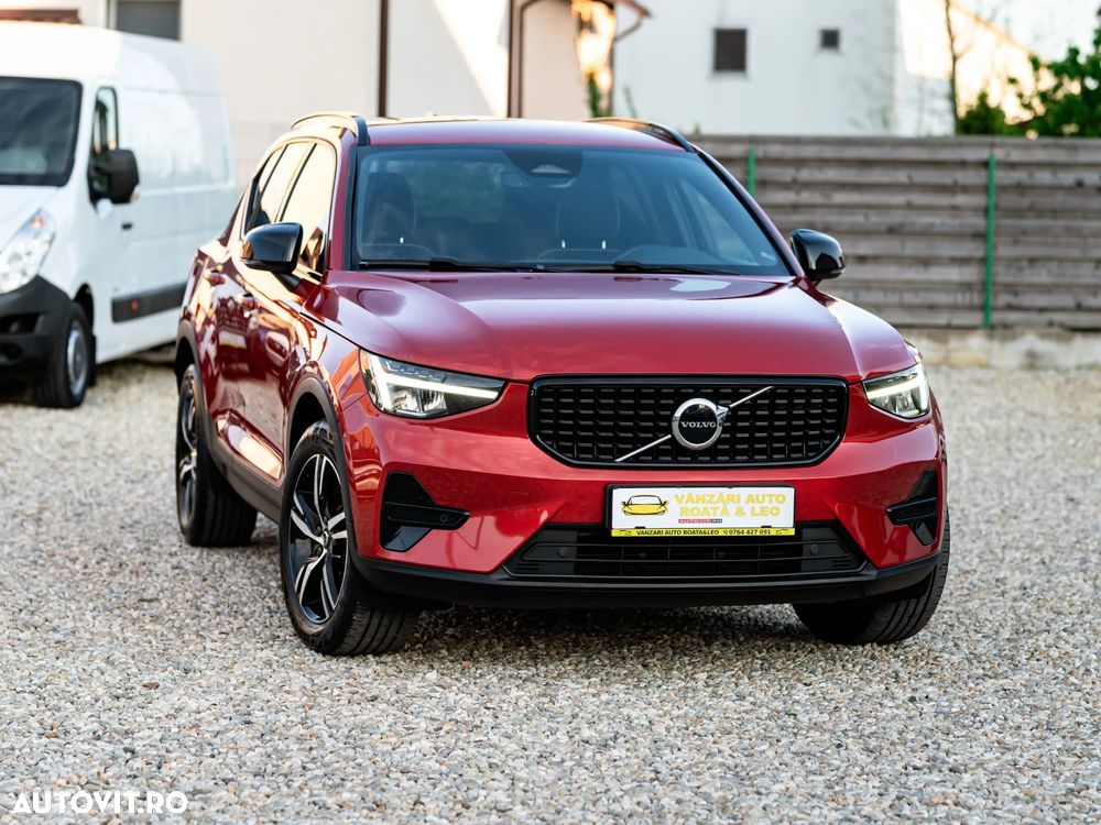 Volvo XC 40 B4 AT8 AWD Mild Hybrid R-Design - 7