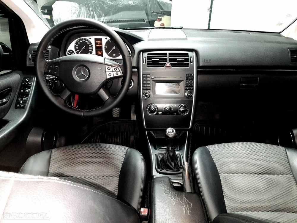 Mercedes-Benz B 200 CDI - 5