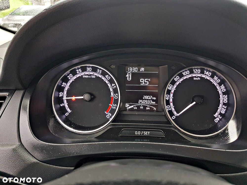 Skoda RAPID 1.6 TDI DPF Active - 15