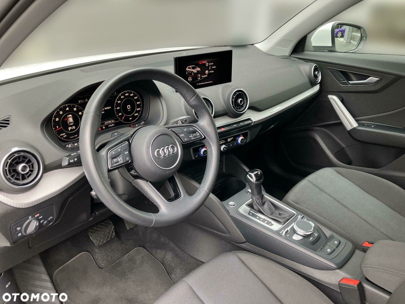 Audi Q2 - 10