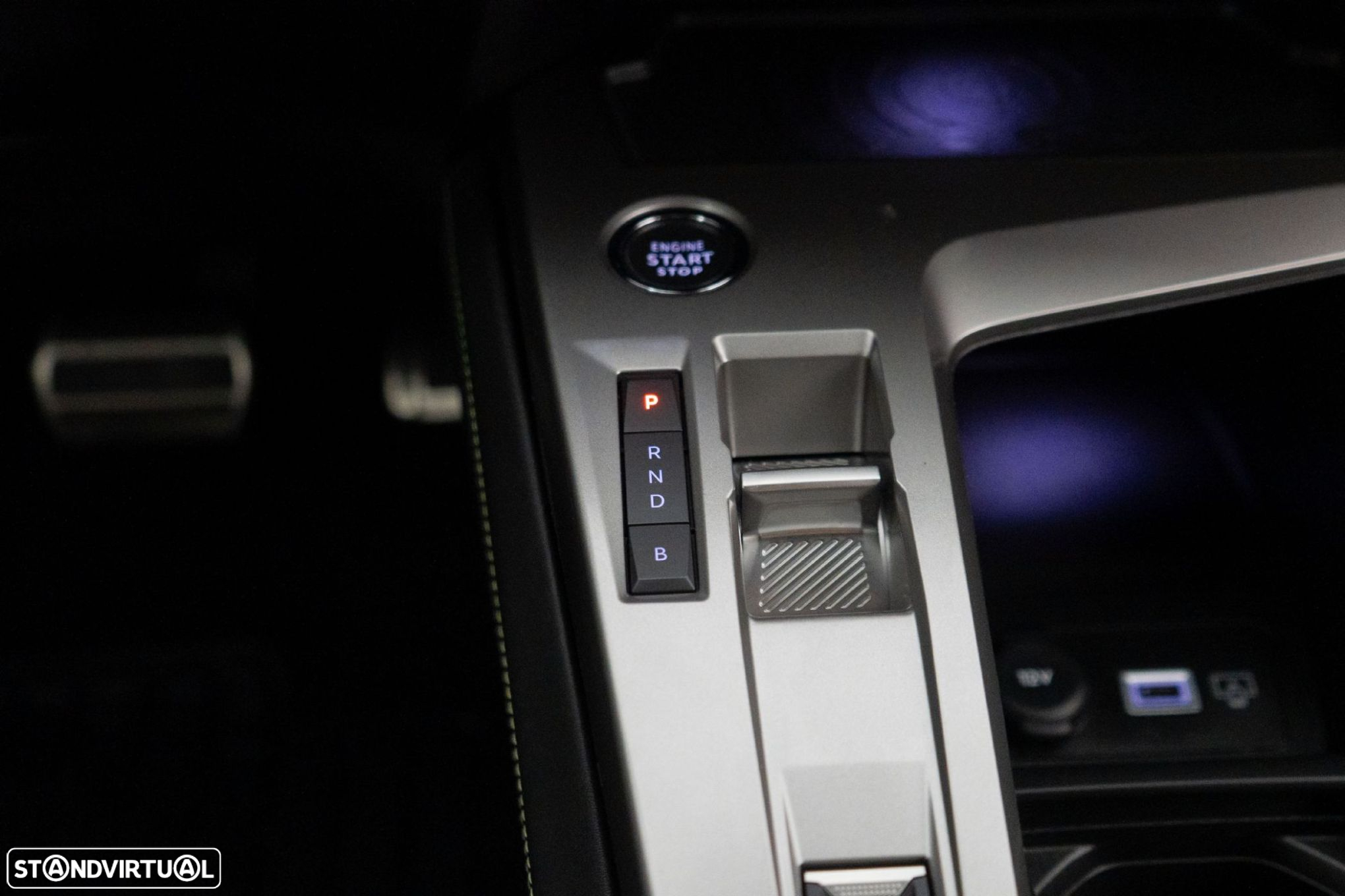 Peugeot 408 1.6 Hybrid GT e-EAT8 - 28