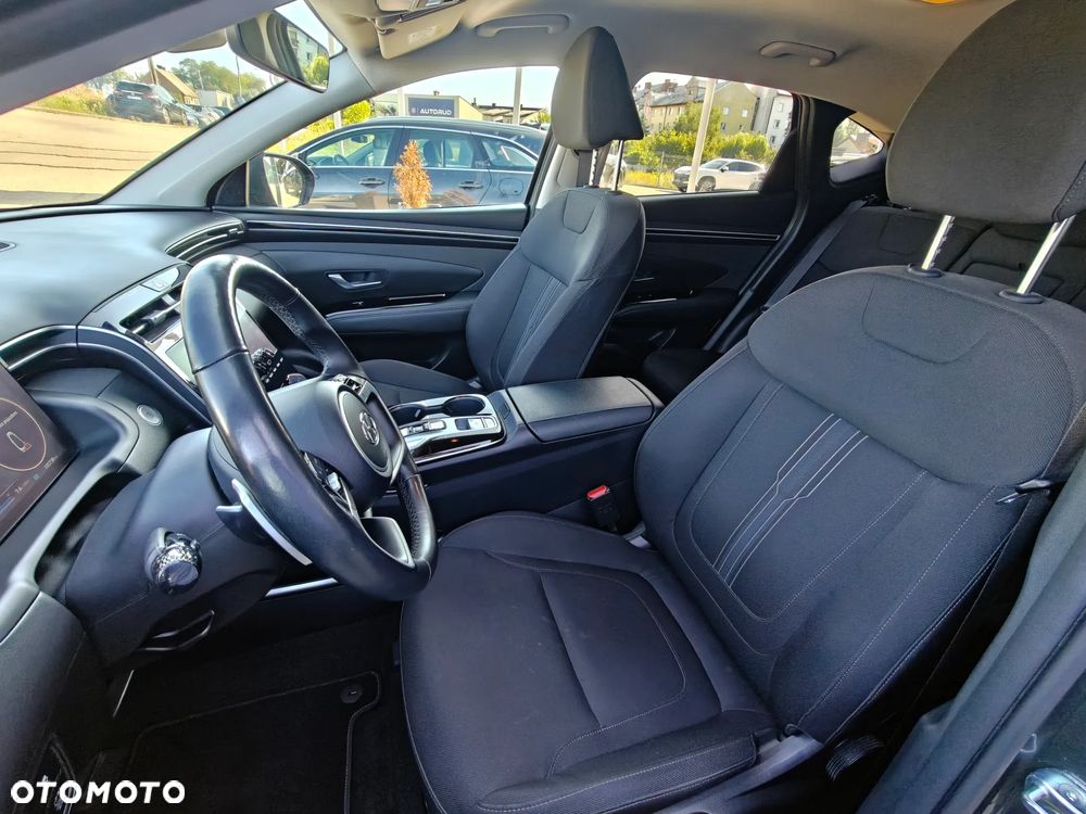 Hyundai Tucson 1.6 T-GDi HEV Executive 2WD - 11