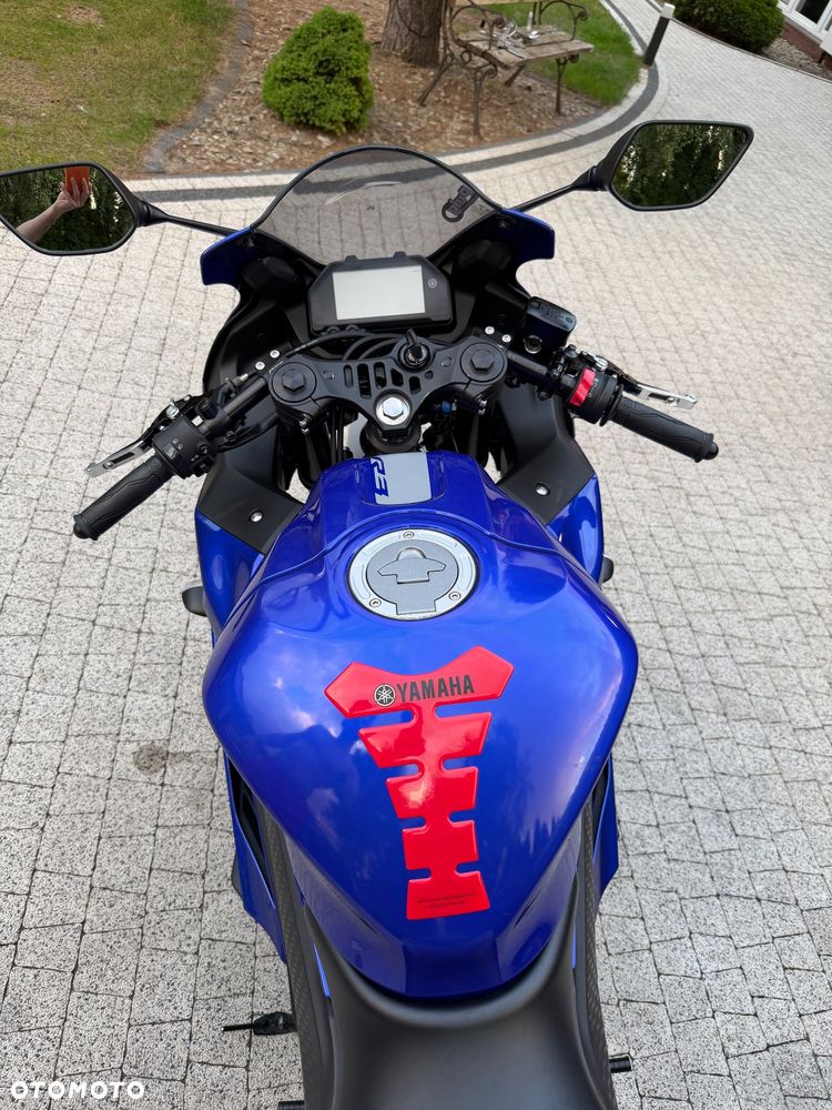 Yamaha R3 - 22