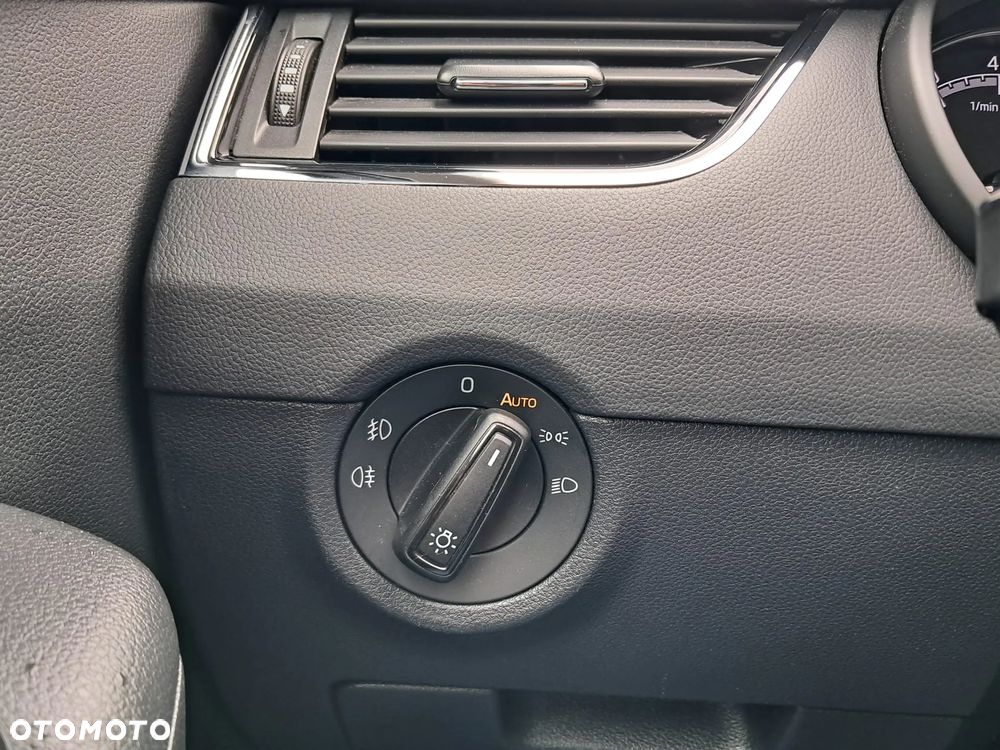Skoda Octavia 1.5 TSI ACT Ambition - 23