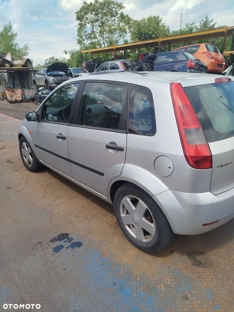Ford Fiesta MK6 na części. - 8