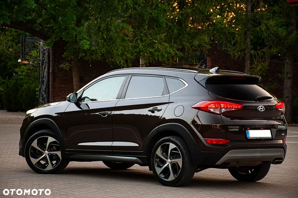 Hyundai Tucson 2.0 CRDI 4WD Automatik Premium - 12