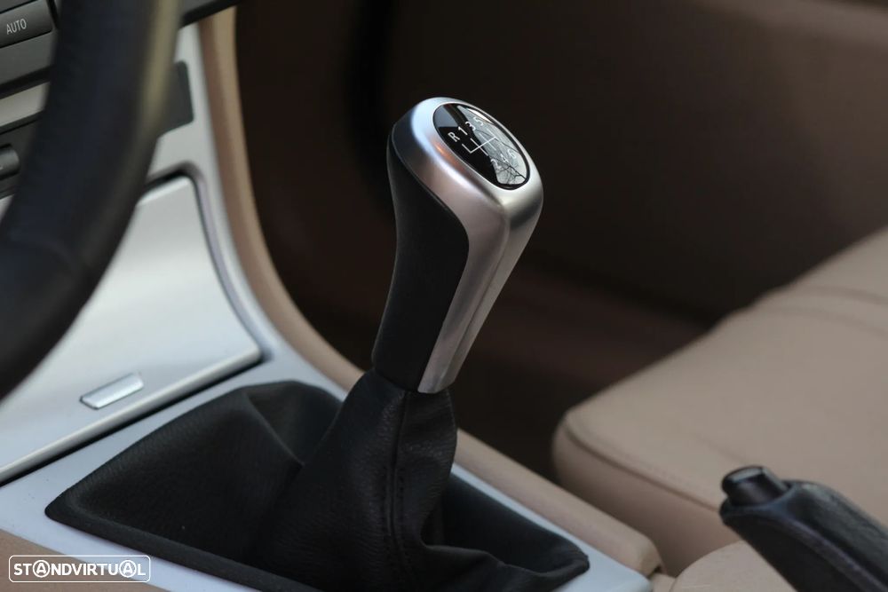 BMW X3 2.0 d LifeStyle - 31