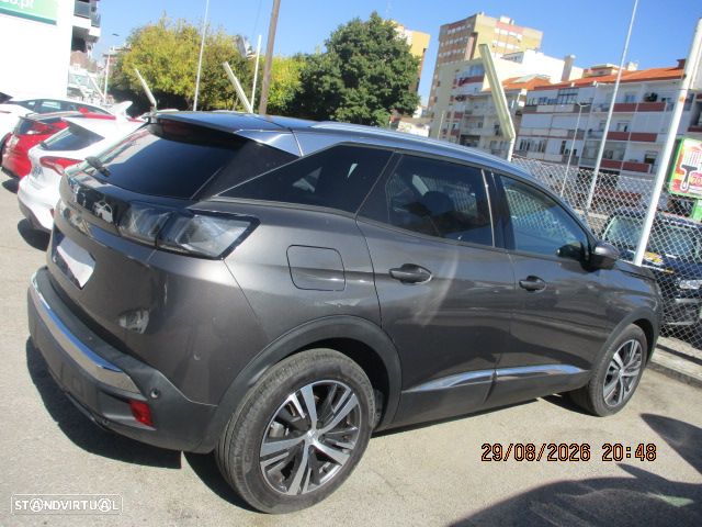 Peugeot 3008 1.5 BlueHDi Allure EAT8 - 7