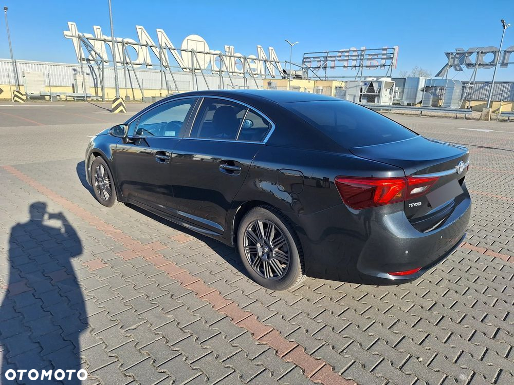 Toyota Avensis 2.0 D-4D Prestige - 4