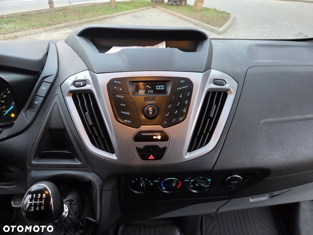Ford Transit Custom - 13