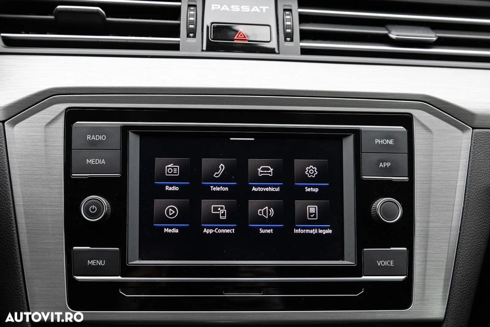 Volkswagen Passat 2.0 TDI SCR DSG Business - 26