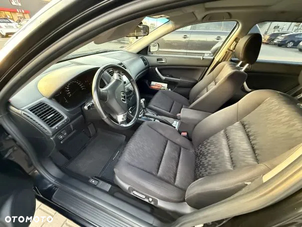 Honda Accord 2.4 Executive - 8