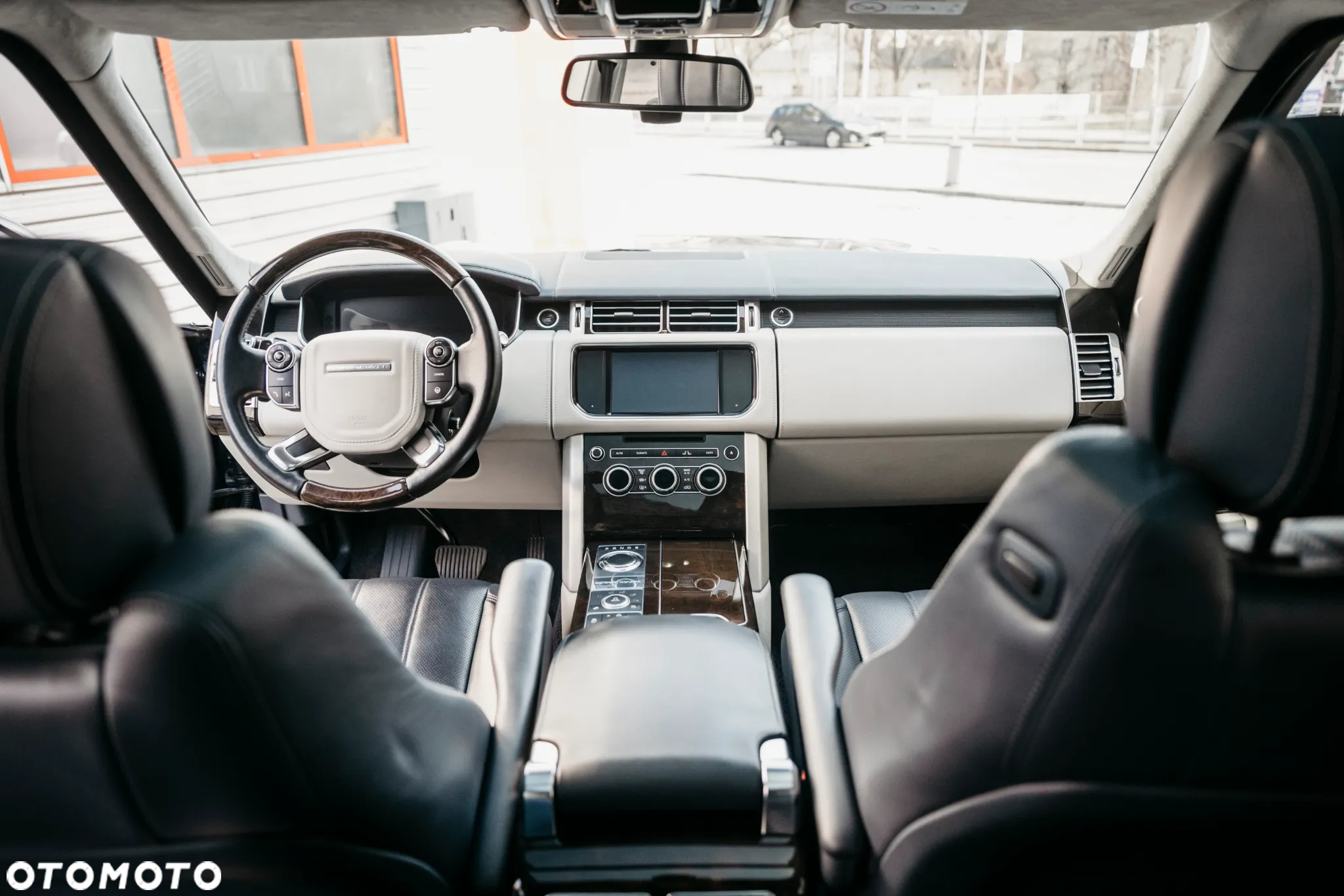Land Rover Range Rover 4.4SD V8 AB - 17