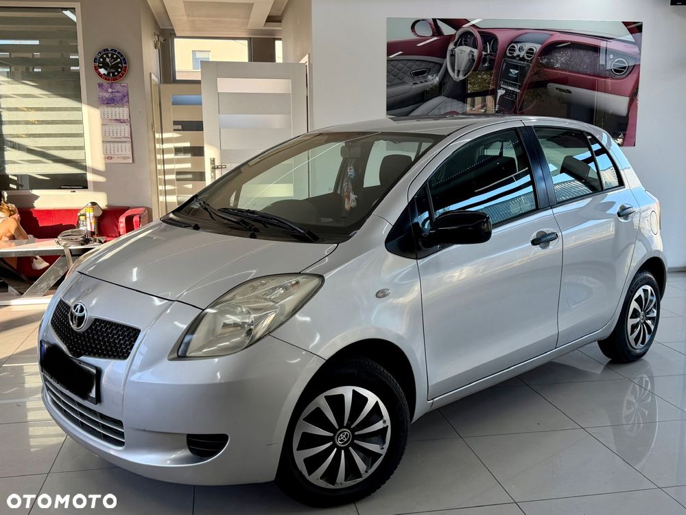 Toyota Yaris 1.0 Luna A/C - 19