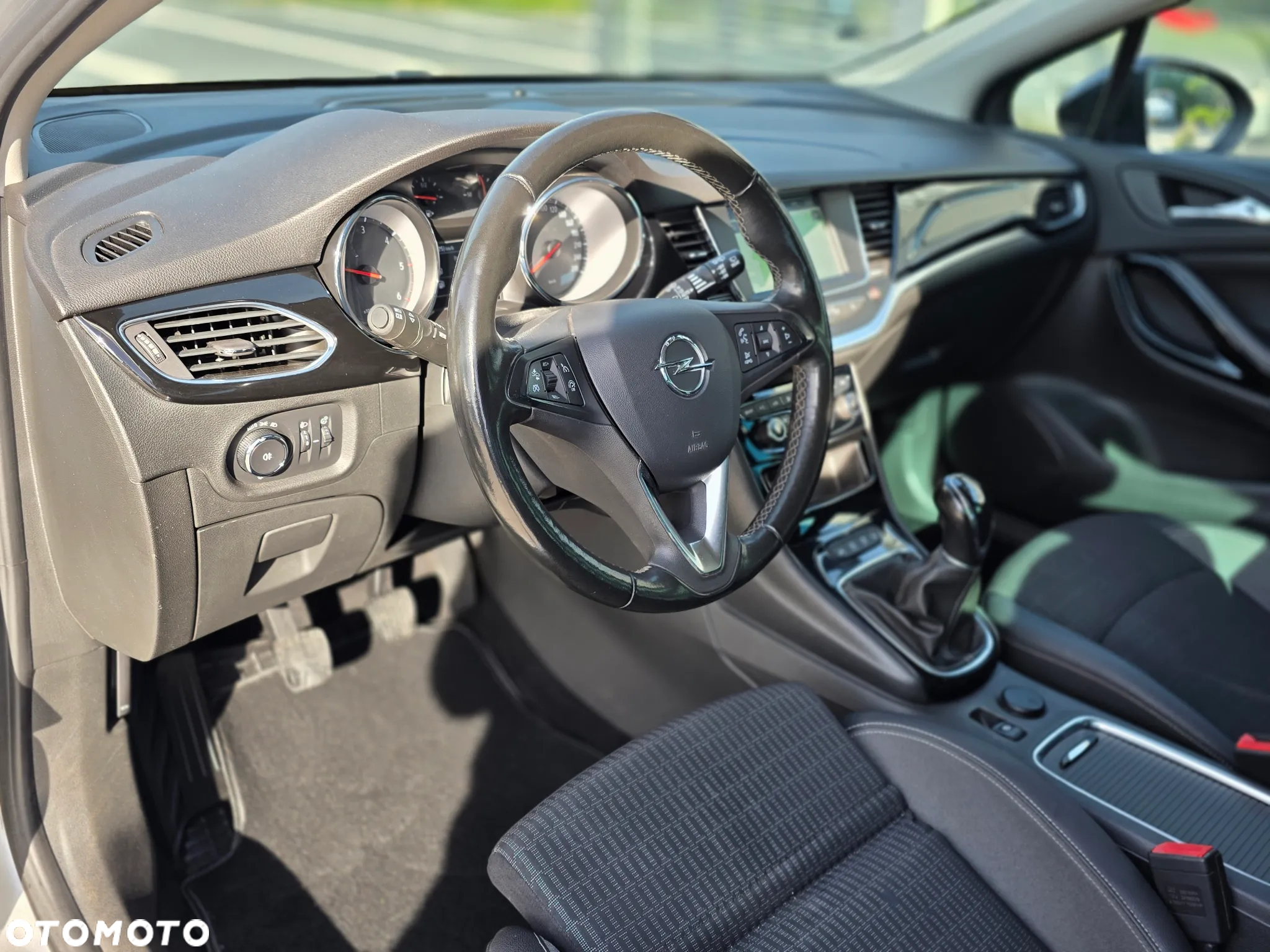 Opel Astra V 1.5 CDTI Elegance S&S - 16