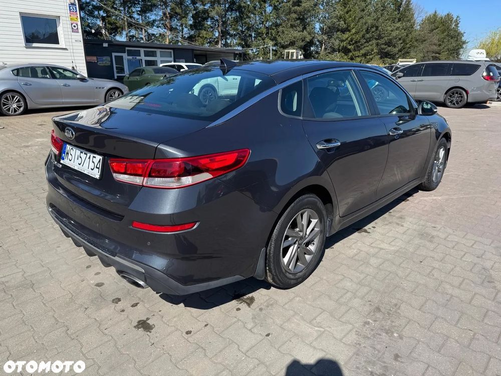 Kia Optima - 3