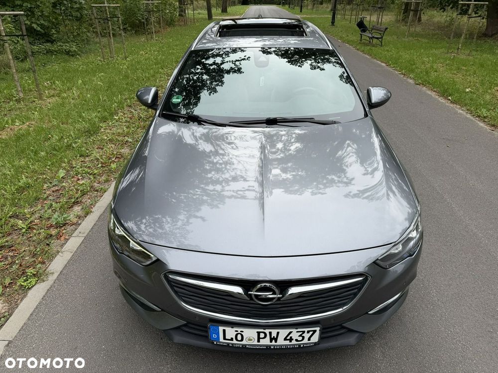 Opel Insignia - 18
