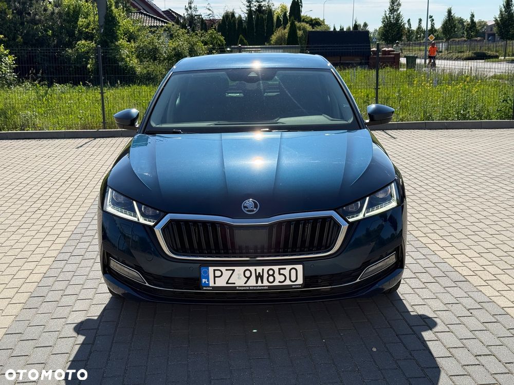 Skoda Octavia 2.0 TDI Style DSG - 9